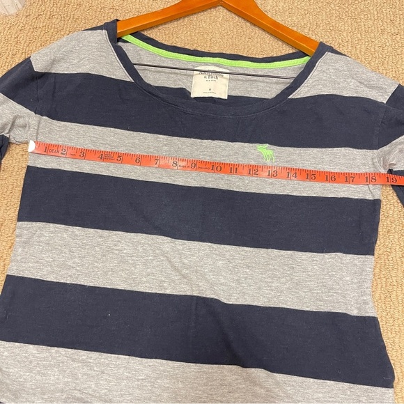 Vintage Y2K Abercrombie Striped Grey Navy Boat Neck Tee - M - Picture 11 of 13